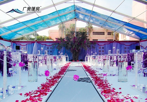 為何婚慶宴會(huì)篷房會(huì)成為城市與農(nóng)村喜宴的主流建筑？
